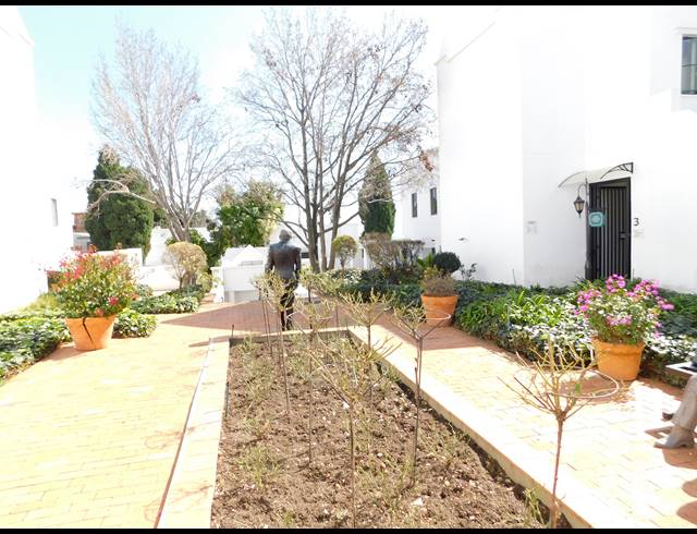 400M² OFFICE FOR SALE IN FERNDALE